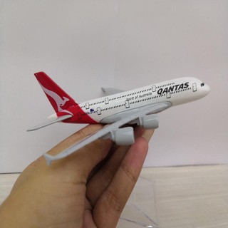 โมเดลเครื่องบิน AIRBUS A380 ทำจากเหล็ก สัดส่วน 1:400 ประตู(QANTAS)