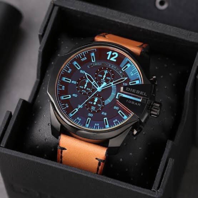 0 Diesel Mega Chief Chronograph Quartz Black Dial Men s Watch DZ4476