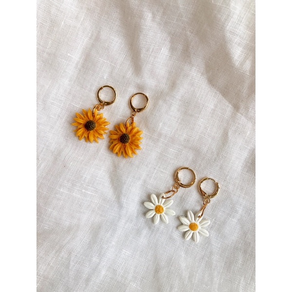 mini-sunflower-huggies-mini-daisy-huggies