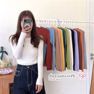 ภาพขนาดย่อของภาพหน้าปกสินค้าคอกลม ️ เสื้อไหมพรมแขนยาวผ้าร่อง 825 จากร้าน dressacute บน Shopee