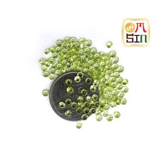 A051 พลอยเพอริดอท PERIDOT ขนาดหน้ากว้าง 2.5 X 2.5 มม. พลอยสด ธรรมชาติแท้ ไม่เผา