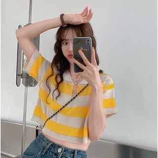 ส่งต่อ เสื้อครอปไหมพรมคอปก สีเหลือง 💛 แขนสั้น ลายทาง ขนาด Freesize