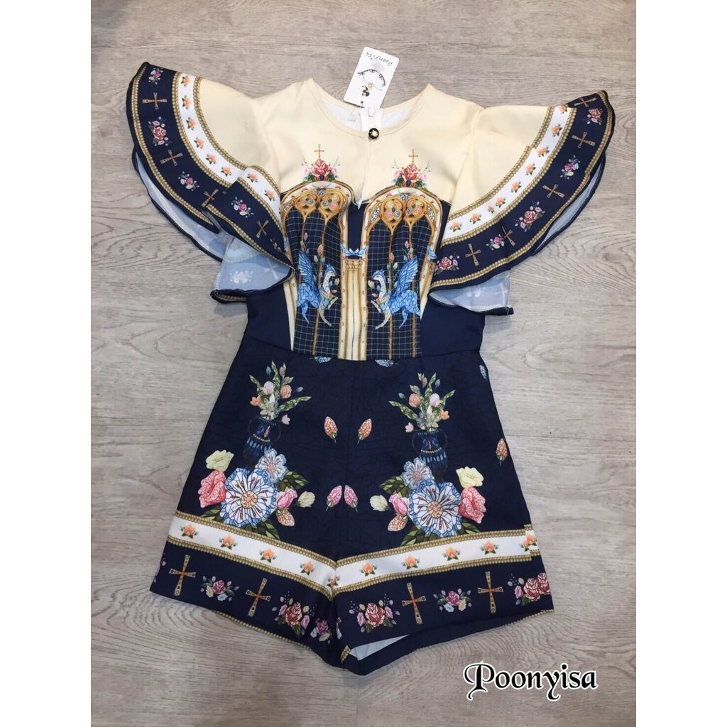 จั้มสูทขาสั้น-คอกลมแขนระบาย-sale-ลดล้างสต๊อก-เสื้อผ้าแฟชั่น