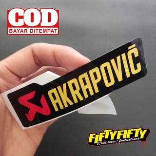 สติกเกอร์ พิมพ์ลาย Akrapovic แบบเคลือบเงา สําหรับติดตกแต่งหมวกกันน็อค รถจักรยานยนต์ รถยนต์