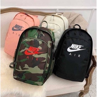 ภาพหน้าปกสินค้ากระเป๋าเป้ Nike Air เบาสบาย ใช้ได้ทั้งผู้หญิงผู้ชาย 🎒 ที่เกี่ยวข้อง