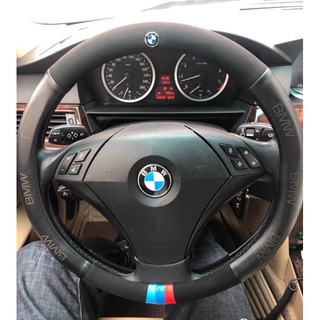 ภาพหน้าปกสินค้าปลอกพวงมาลัยBMW ของแต่งบีเอ็ม สำหรับSeries3Series5Series1Series2Series4Series7 X1X3X4X5X6 turn fur handle cover ซึ่งคุณอาจชอบราคาและรีวิวของสินค้านี้