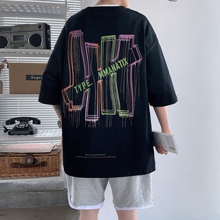 【hot sale】เสื้อยืดแขนสั้นลําลอง ทรงหลวม สไตล์ฮิปฮอป ฮ่องกง แฟชั่นฤดูร้อน สําหรับผู้ชาย และนักเรียน 5 แขน