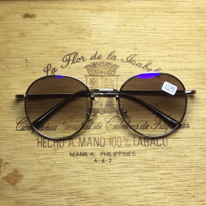 ภาพหน้าปกสินค้าแว่นตากันแดดสายตาสั้น-ยาว(+0.50ถึง+4.00)(-0.50ถึง--4,00) จากร้าน prawitsuabsuabrak บน Shopee