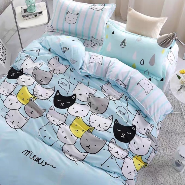 ชุดเครื่องนอนลายน้องแมว-ขนาด-3-5-5-6-ฟุต-ผ้าปูที่นอน-ผ้านวมครบชุด