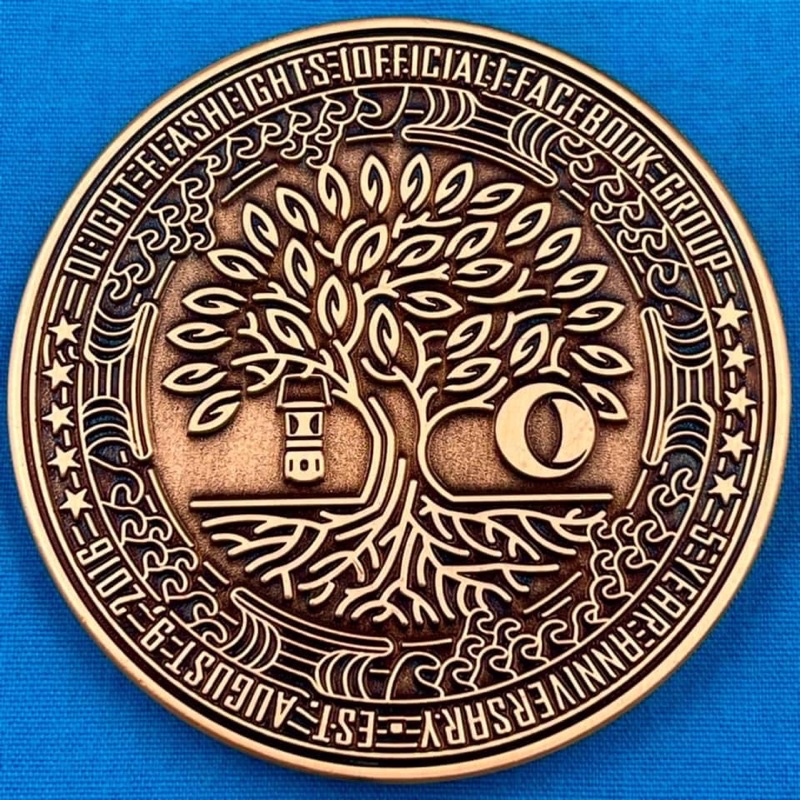 เหรียญสะสม-olight-5th-anniversary-commemorative-coin