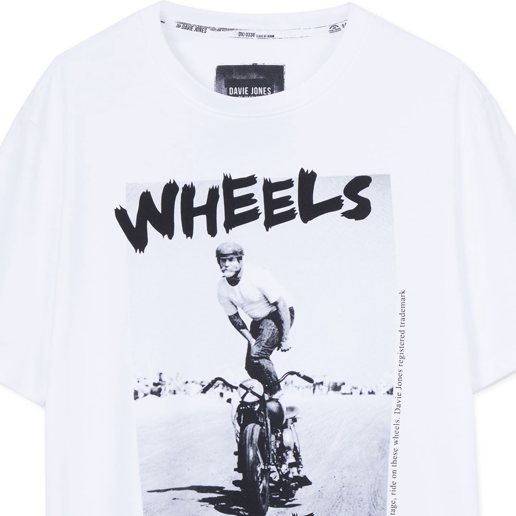 davie-jones-เสื้อยืดพิมพ์ลาย-สีขาว-graphic-print-t-shirt-in-white-tb0250wh