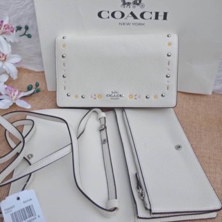 Coach Tooled Leather Foldover Cluth สีขาว