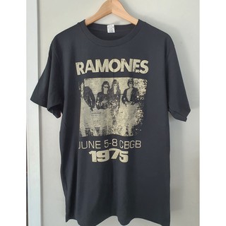 SQ2j /เสื้อยืด Ramones T-shirt! เสื้อยืดคอกลมผ้าฝ้าย