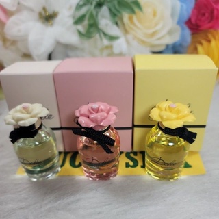 ภาพขนาดย่อของภาพหน้าปกสินค้าdolce & gabana น้ำหอมจิ๋วสำหรับพกพา 5 ml จากร้าน luckysilk.shop บน Shopee ภาพที่ 6