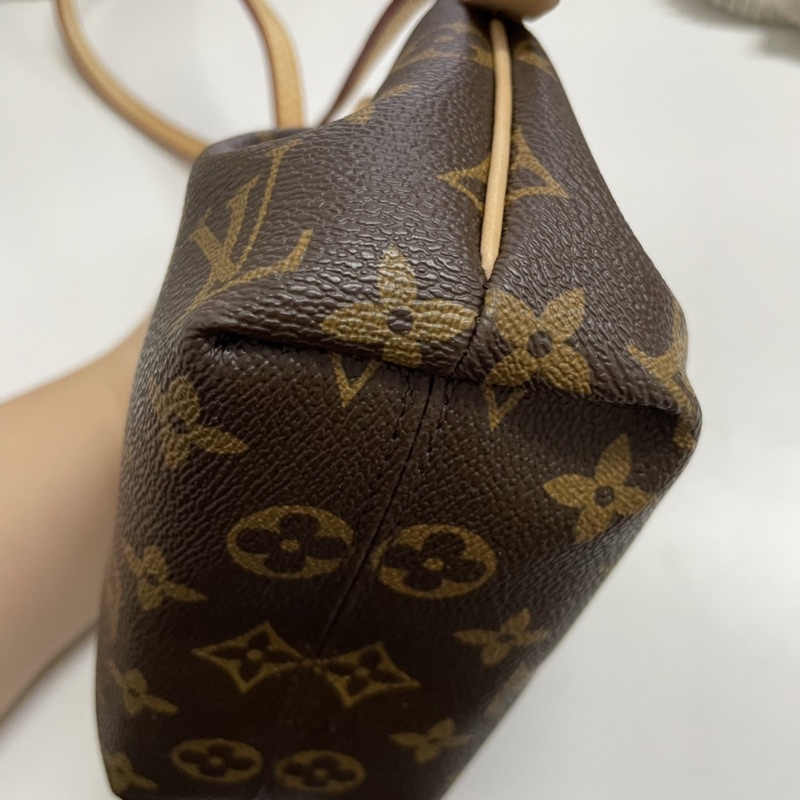 งานแปลง-ของแม่ค้าเอง-louis-vuitton-nano-turenne