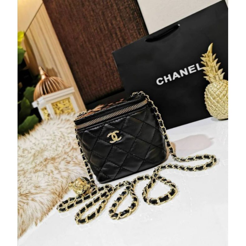 Chanel Vip gift clutch Black Polyamide ref.75792 - Joli Closet