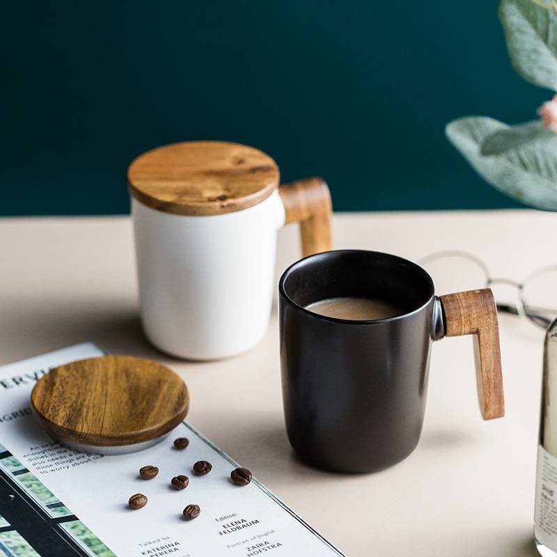 ceramic-mark-cup-แก้วกาแฟ-ด้ามไม้-สไตล์-นอร์ดิก-พร้อมฝา-350-ml