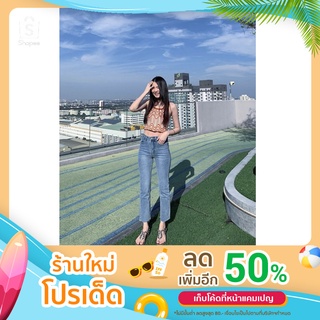 ภาพหน้าปกสินค้าBasic jeans กางเกงยีนส์ทรงบอย มี 2 สี 4 ไซส์ ที่เกี่ยวข้อง