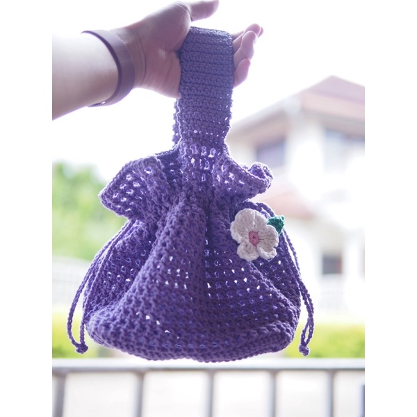 กระเป๋าถักเชือกฟอก-mini-bag-พร้อมดอกไม้ประดับ