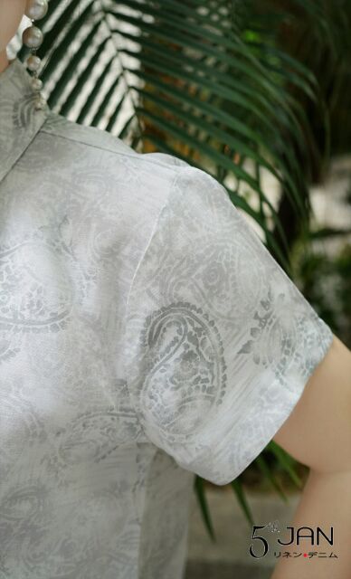 เสื้อผ้าลินินแต่งระบายพิมพ์ลาย