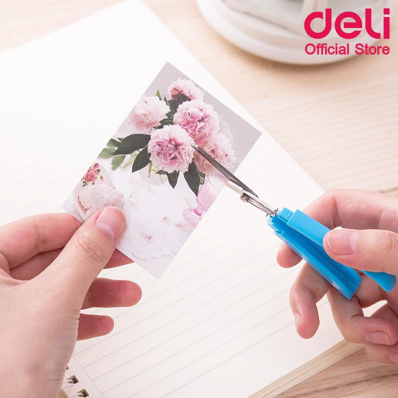 deli-6000a-portable-scissors-กรรไกรพกพาแฟนซี-ลายการ์ตูนสุดน่ารัก-ขนาด-12cm-คละสี-1-ชิ้น-กรรไกร-กรรไกรแฟนซี-กรรไกรพกพา