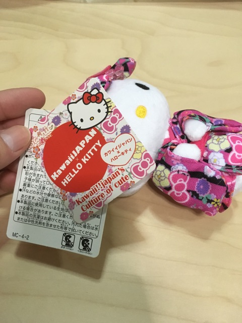 hello-kitty-ตุ๊กตาน่ารัก-ของแท้จากญี่ปุ่น-พร้อมส่ง-ขนาดเท่าฝ่ามือ