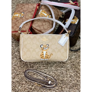 COACH TOP HANDLE POUCH SIGNATURE WITH BABY TIGER PRINT ((36674//58321))