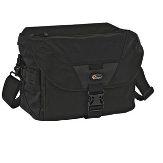 Lowepro Stealth Reporter D550 AW กระเป๋ากล้อง