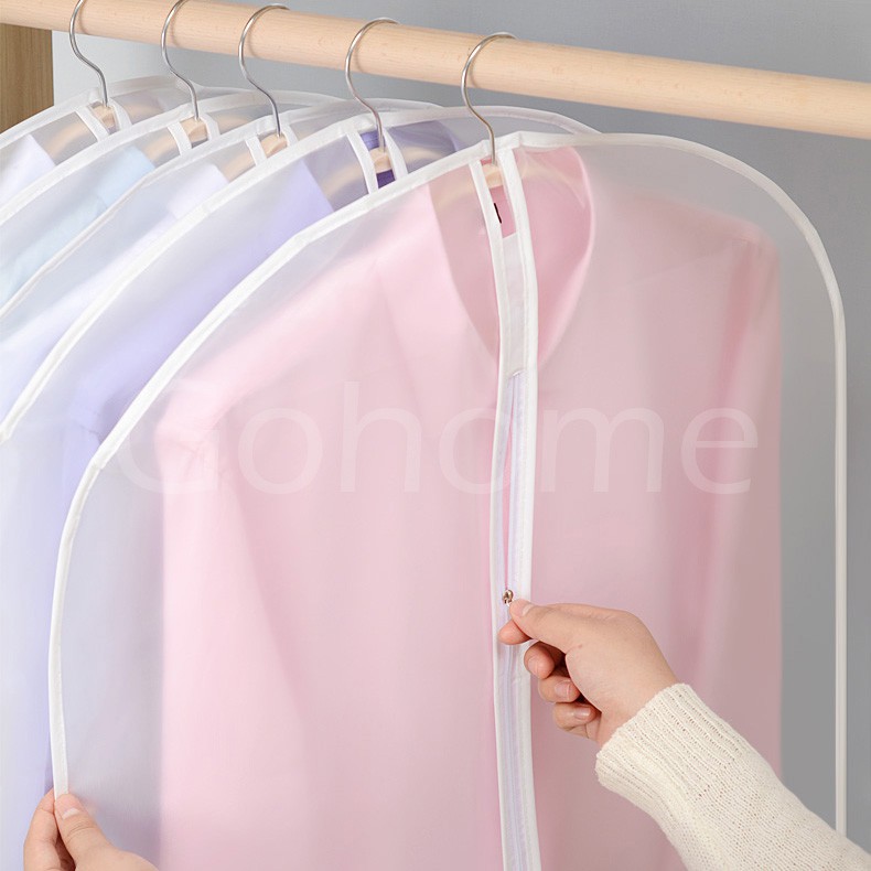 ภาพสินค้าถุงคลุมเสื้อผ้า ถุงใส่เสื้อผ้า ถุงใส่สูท กันฝุ่น แบบมีซิป สีขาวขุ่น จากร้าน gohome84 บน Shopee ภาพที่ 5