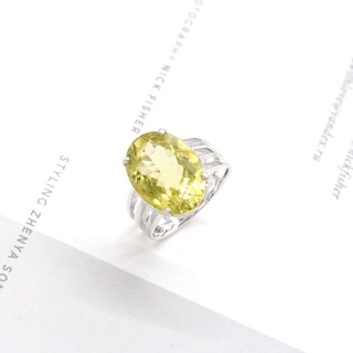 Artisan by NK - แหวนเงินแท้ ฝังด้วยพลอยเพอริดอต (Silver Ring with Natural Peridot)