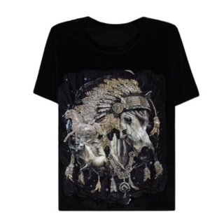 เสื้อกำมะหยี่ แต่งเลื่อม