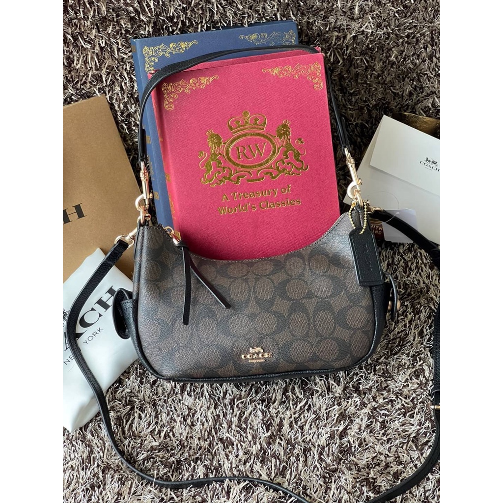 กระเป๋าสะพายผู้หญิงใบเล็ก Coach Pennie Shoulder Bag 25 แท้งาน Outlet