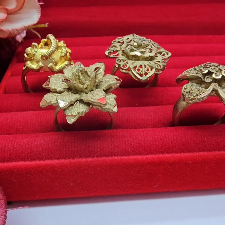 แหวนทองเหลืองแท้-คละแบบ-พระพิฆเนศ-ดอกไม้-งานดิบ-ทองเหลือง-ใส่อาบน้ำได้-คลาสสิค-classic-วินเทจ-vintage