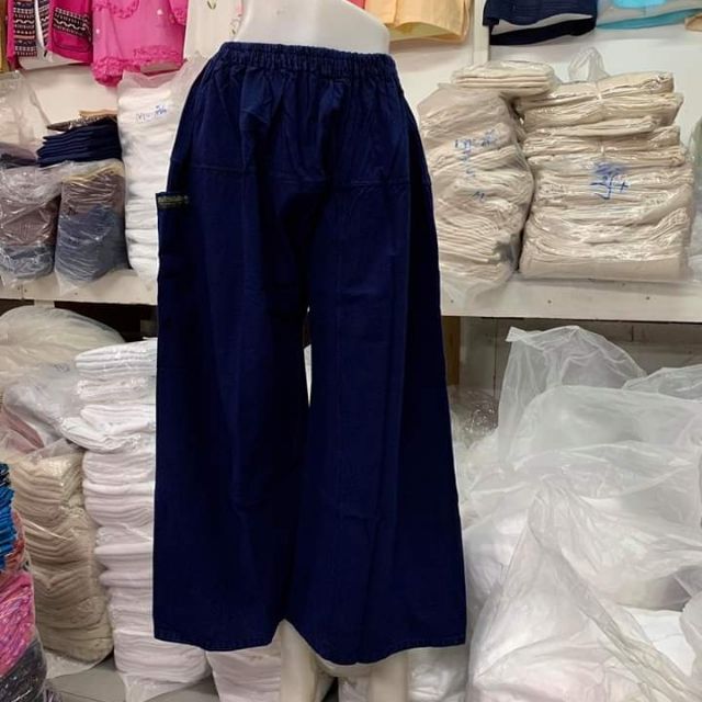 ภาพหน้าปกสินค้ากางเกงหม้อห้อมแพร่ 100% ขา 5 ส่วนขายาว ใส่ได้ทั้งชายและหญิง จากร้าน new0956765713 บน Shopee