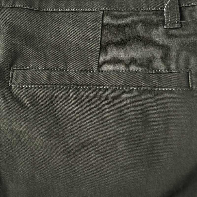 ภาพสินค้าGIORDANO กางเกงขายาวผู้ชาย Men's Mid Rise Regular Tapered Pants 01111027 จากร้าน giordanothailand_officialshop บน Shopee ภาพที่ 8