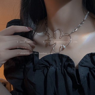 Pearl Flower Stitching Necklace Womens Design Korean Geometric Metal Clavicle Chain Personality Necklace for girls for