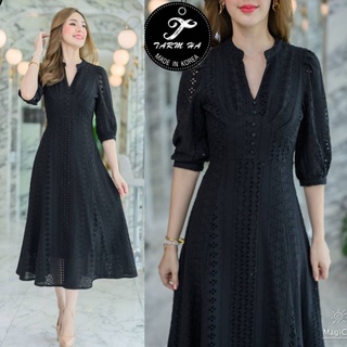 สินค้า พร้อมส่งเดรสดำออกงาน!!! S-5XL Maxi Dress เดรสสีดำแขนศอกผ้าฉลุลาย งานป้าย Tarm Ha