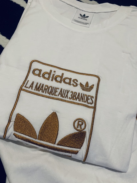 เสื้อ-adidas-เสื้อแบรนด์สวย-ลายปักสีทอง-adidas-ผ้าดี-นิ่ม-ผ้าสวยมากๆ