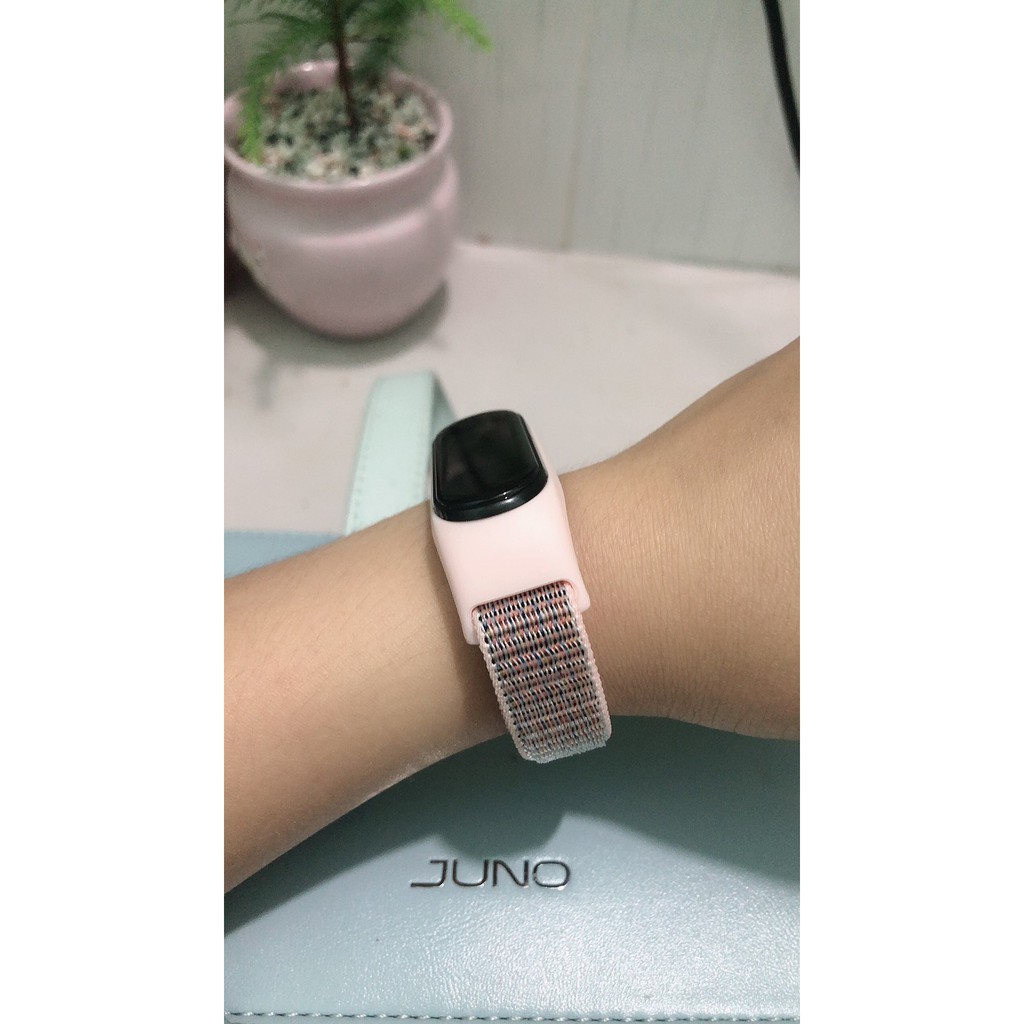 ภาพสินค้าXiaomi Mi band 7 6 5 4 3 เคสซิลิโคน และสายรัดข้อมือไนลอน สไตล์โมเดิร์น สําหรับ Miband 3 4 5 6 7 จากร้าน yulong.th บน Shopee ภาพที่ 5