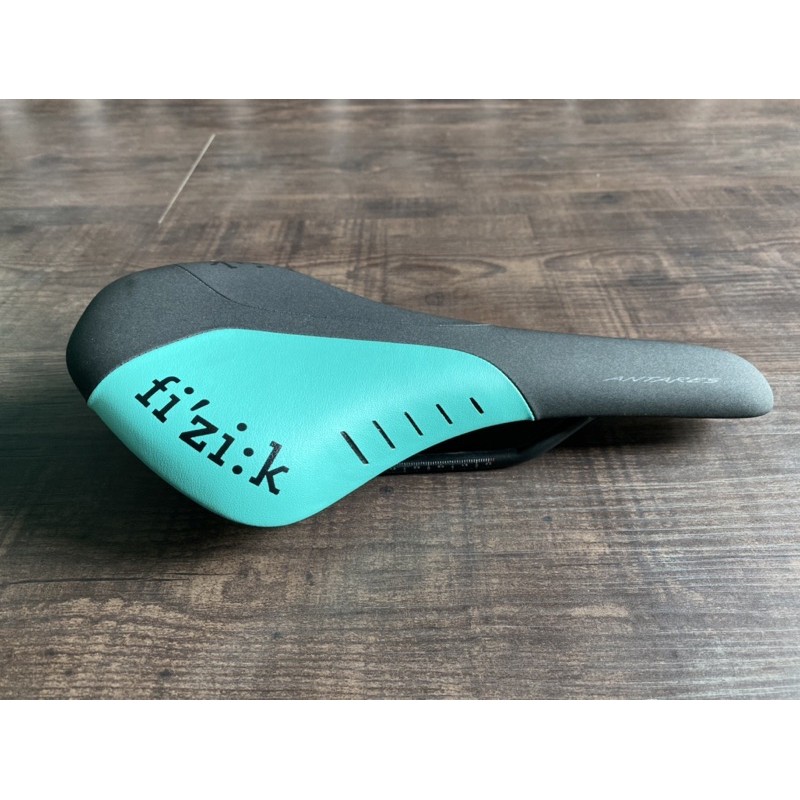 เบาะ Fizik Antares R7 สีดำ-เขียวซีเลสเต้ Bianchi ของแท้ | Shopee Thailand