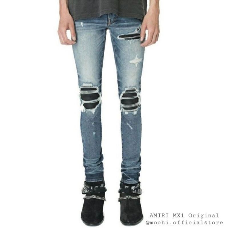 ภาพหน้าปกสินค้าAMIRI (คัดเกรดดีที่สุด) MX1 distressed skinny jeans เอว 32 สินค้าพร้อมส่งในไทย (รูปถ่ายและวีดีโอจากสินค้าจริง)