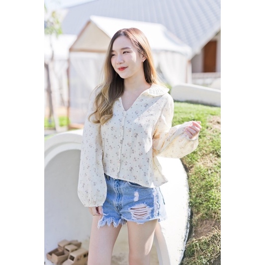 Numsha Brand เสื้อแขนยาวจั้มแขนลายดอกไม้เล็ก / NB21119 | Shopee Thailand