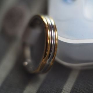 แหวนสแตนเลส 4mm สลับเงินทอง