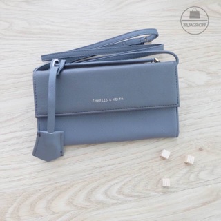 Charles &amp; Keith Crossbody Bag (outlet) สีเทา