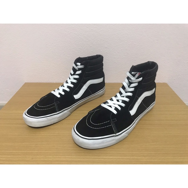 vans-sk8-hi-black-white