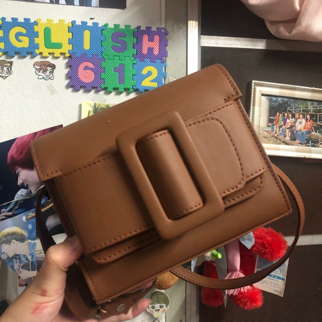 กระเป๋าสะพายข้าง mini belt bag ของ little white store | Shopee Thailand