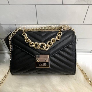 แท้💯 outlet GUESS LYNDA MINI CHAIN CROSSBODY BAGG กระเป๋าสะพายทรงน่ารัก จาก GUESS