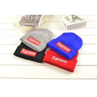 หมวกไหมพรม Supreme (4 สี)