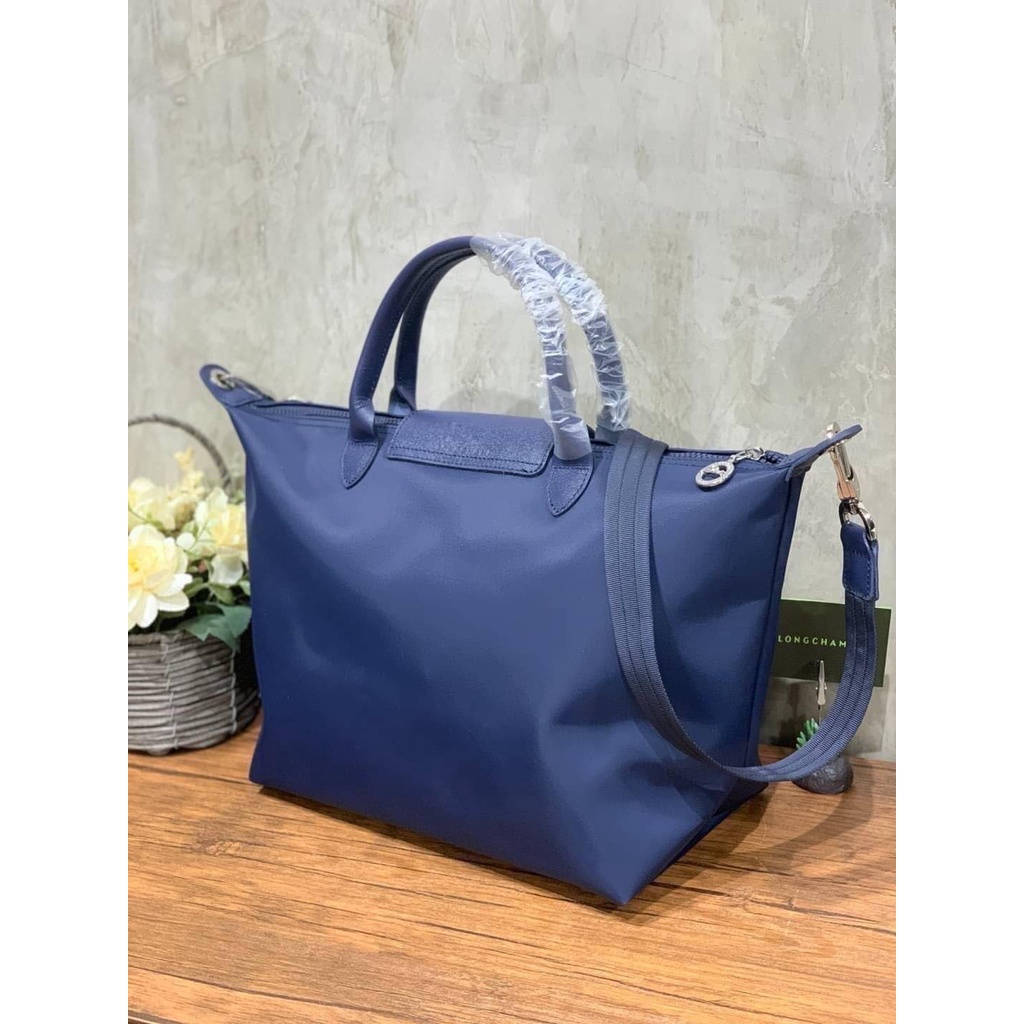 กระเป๋า-longchamp-le-pliage-neo-size-m