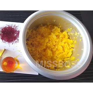ภาพขนาดย่อของภาพหน้าปกสินค้า2 กรัม (2g) แซฟฟรอน หญ้าฝรั่น อิหร่าน บริสุทธิ์ 100% Iranian saffron powder 2 grams MISSBOSS 100% Pure จากร้าน missbosss บน Shopee